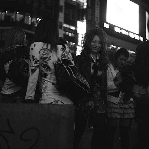 水谷裕一写真展 「歌舞伎町のあっち側とこっち側」Mizutani Yuichi